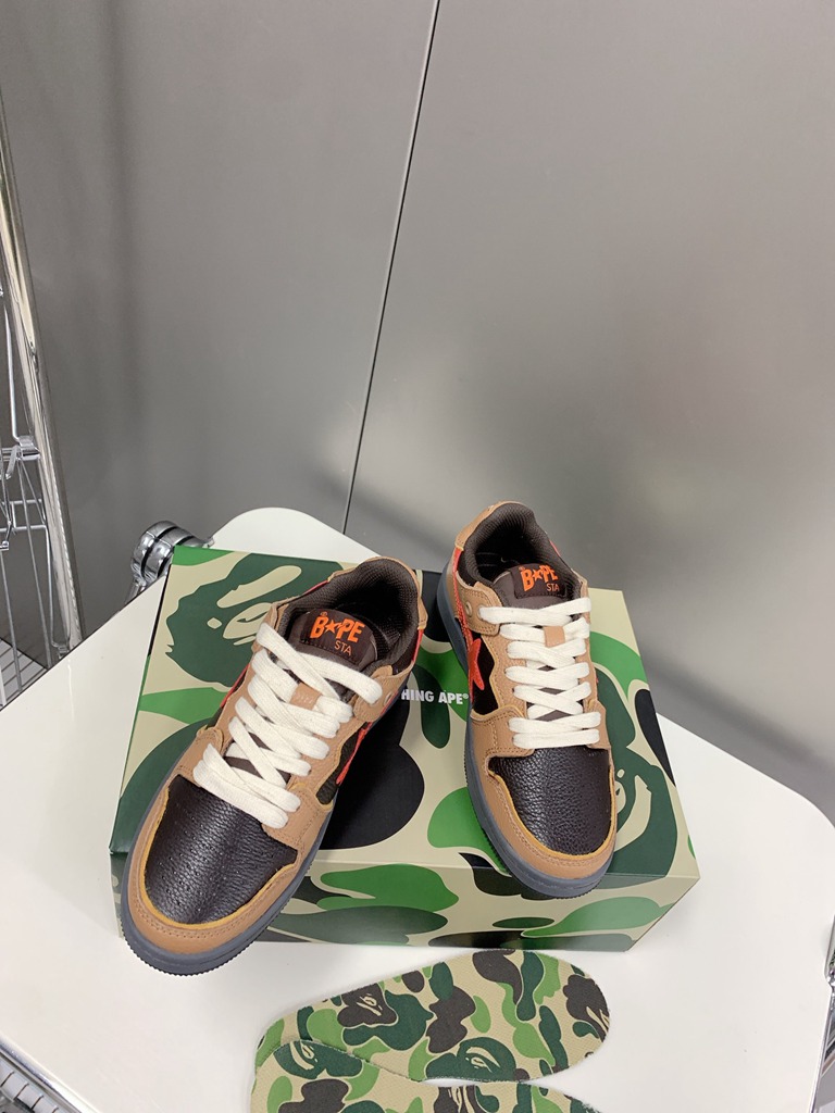 B*APE SNEAKERS